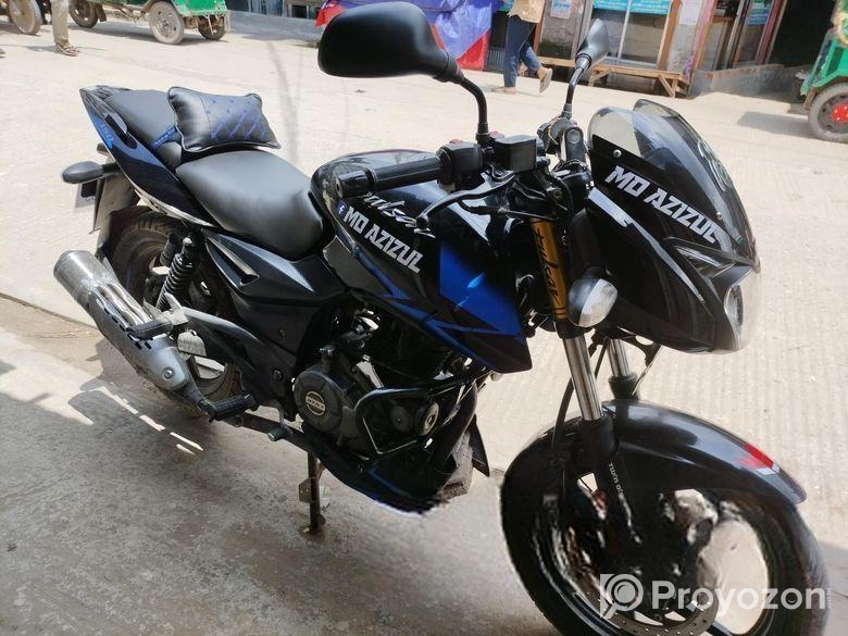 Bajaj Pulsar 150 . 2019