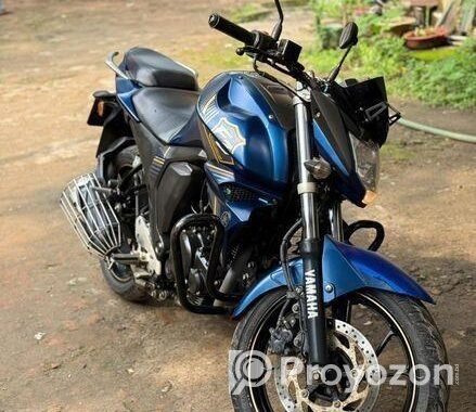 Yamaha FZs V2 . 2022