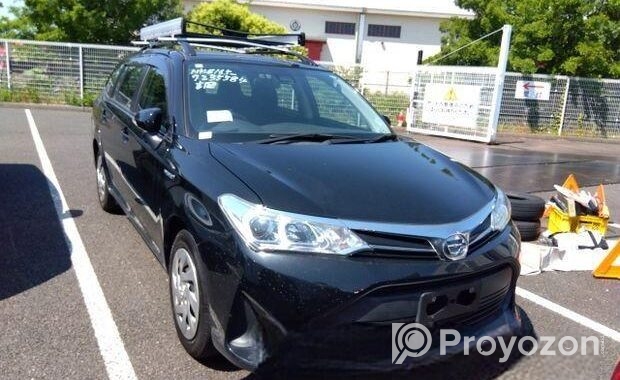Toyota Fielder EX Black 3.5/74k km 2020