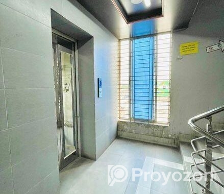 Office Space For Sale! 650 Sqft