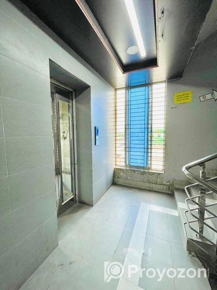 Office Space For Sale! 650 Sqft