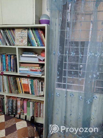 বুকশেল্ফ