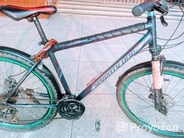 একটি সাইকেল বিক্রি হব