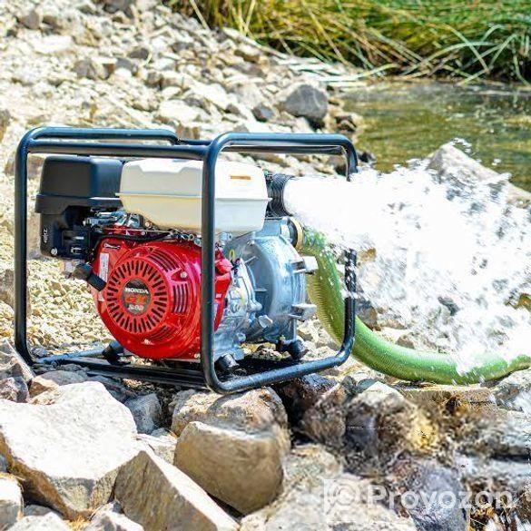 পেট্রল চালিত পাম্প