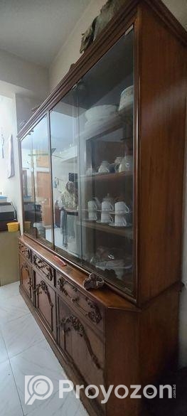 সেগুন কাঠের শোকেস