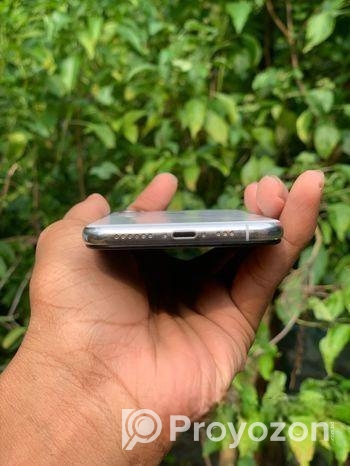 Apple iPhone XS (Used)