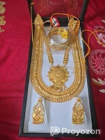 নেকলেস টি বিক্রি করা হবে