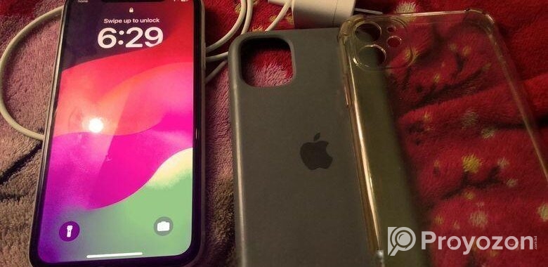 Apple iPhone 11 . (Used)