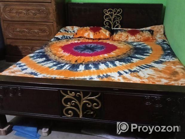 খাট বিক্রি করা হবে