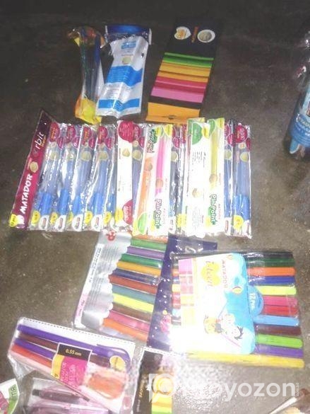 স্টেশনারি ও লাইব্রেরি এর মালামাল পাইকারি বিক্রি হব