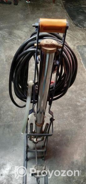 চাষী ব্রান্ডের আম গাছে ঔষধ স্প্রে করার মেশিন!