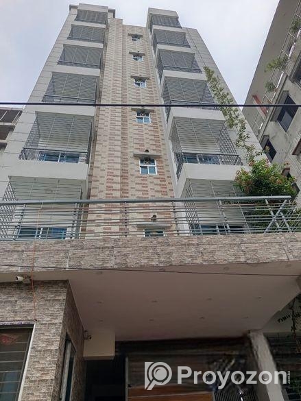 UTTARKHAN বিলাসবহুল G+6 রেসিডেন্সিয়াল হাউজ বিক্রয