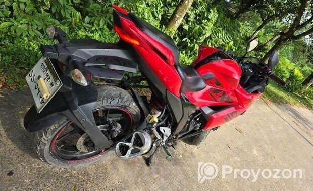 Suzuki Gixxer SF . 2021