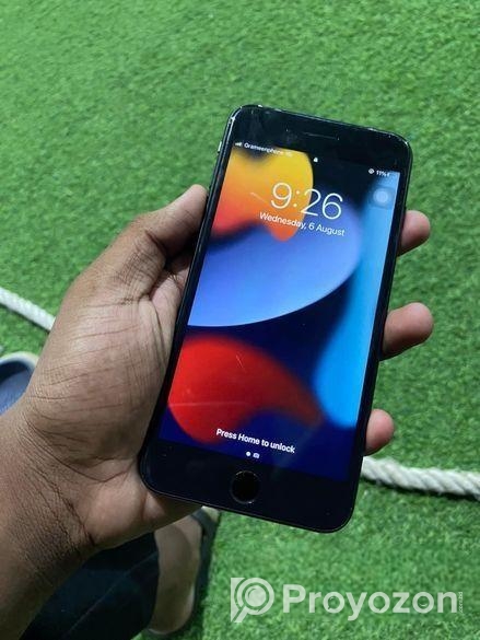 Apple iPhone 7 Plus . (Used)