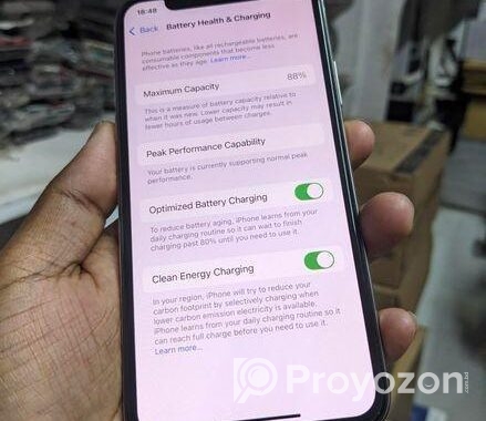 Apple iPhone XS (Used)