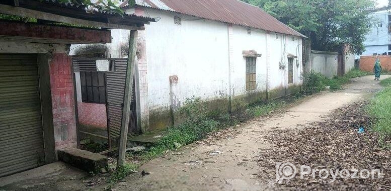 বাড়িসহ জমি বিক্রি