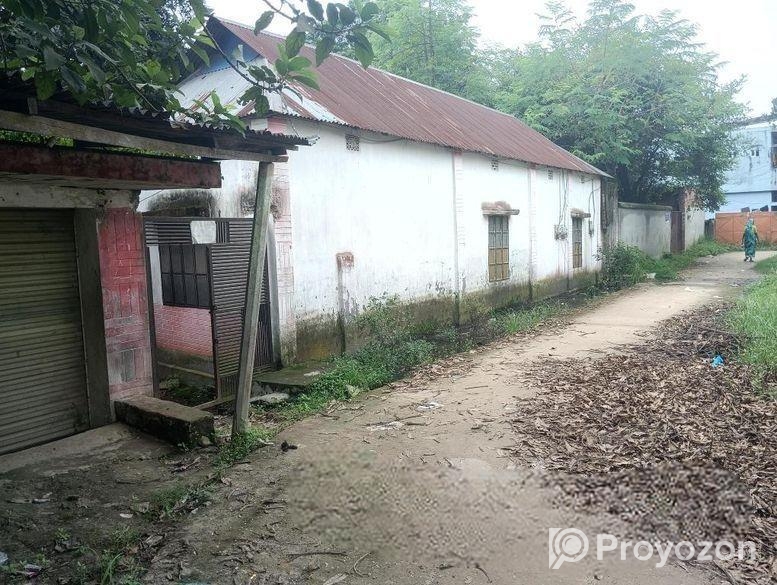 বাড়িসহ জমি বিক্রি