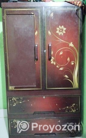 আলমারি বিক্রয় করা হবে