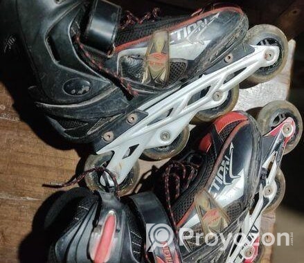 Skating shoes
