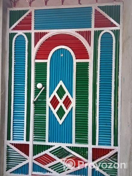 স্টিলের দরজা