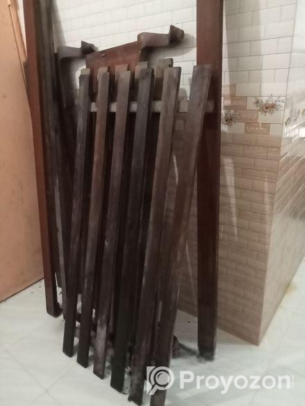 সেগুন খাট