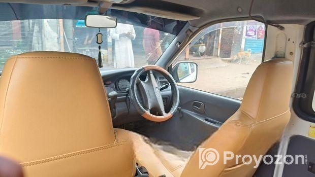 Toyota Noah KR42 2003