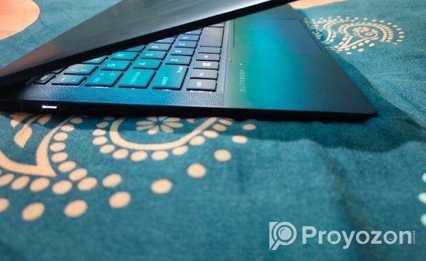 HP elitebook dragonfly