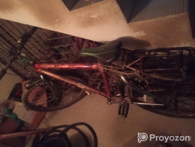 একটি বাইসাইকেল বিক্রয় করা হবে।