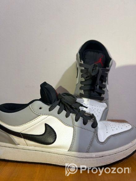 Nike Air Jordan 1 Low Smoke Gray