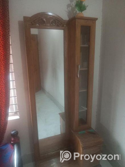 ডেছিন টেবিল