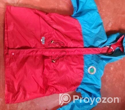 অনেক ভালো মানের রেইন কোট।