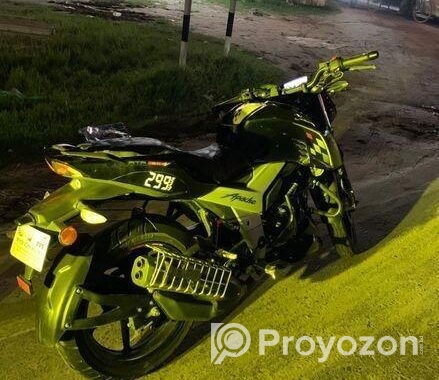TVS Apache RTR 160 2024