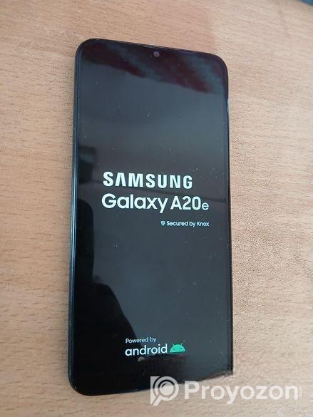 Samsung Galaxy A20e (Used)