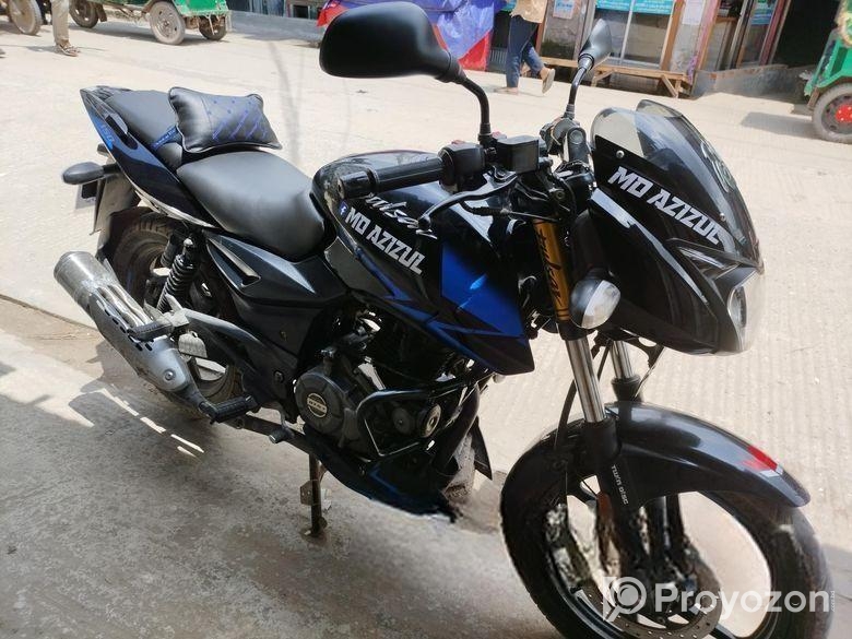 Bajaj Pulsar 150 . 2019