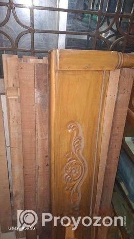 চার ফুট বাই সাত খাট