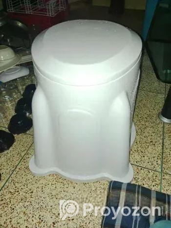 আর এফ এল হাই কমোড