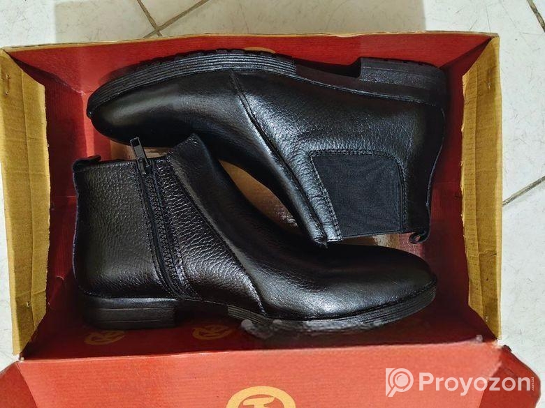 formal chelsea boots, (Size- 40)