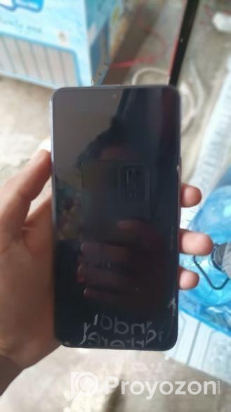 Samsung Galaxy S22 1 (Used)