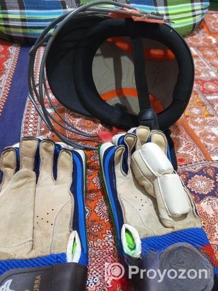 High Quality Used Golves And Helmet Selllll