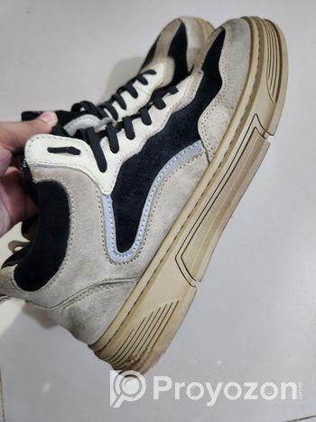 Rockstory And ‘rs’ Standard Service”