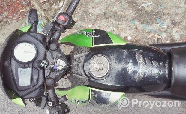 TVS Apache RTR . 2017