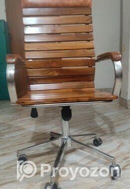 Wooden swivel chair