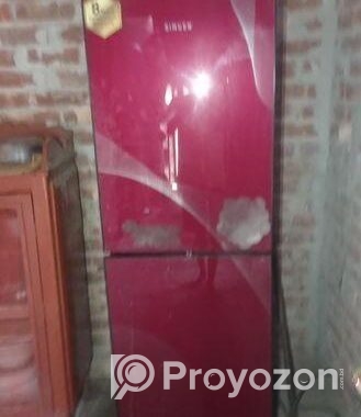 Singer Freeze Sell