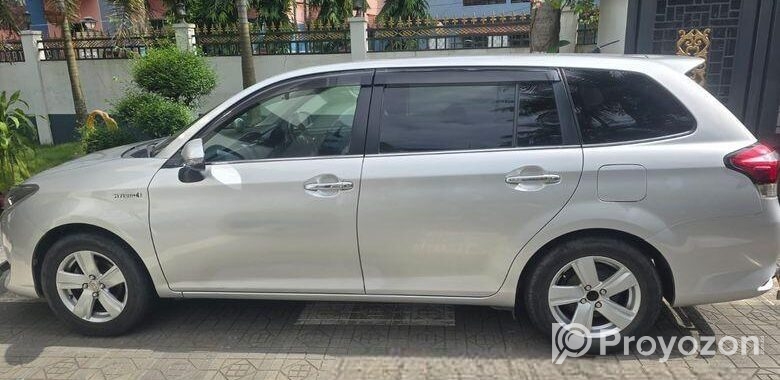 Toyota Fielder +RED 2016
