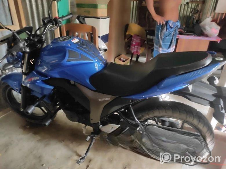 Suzuki Gixxer 2025