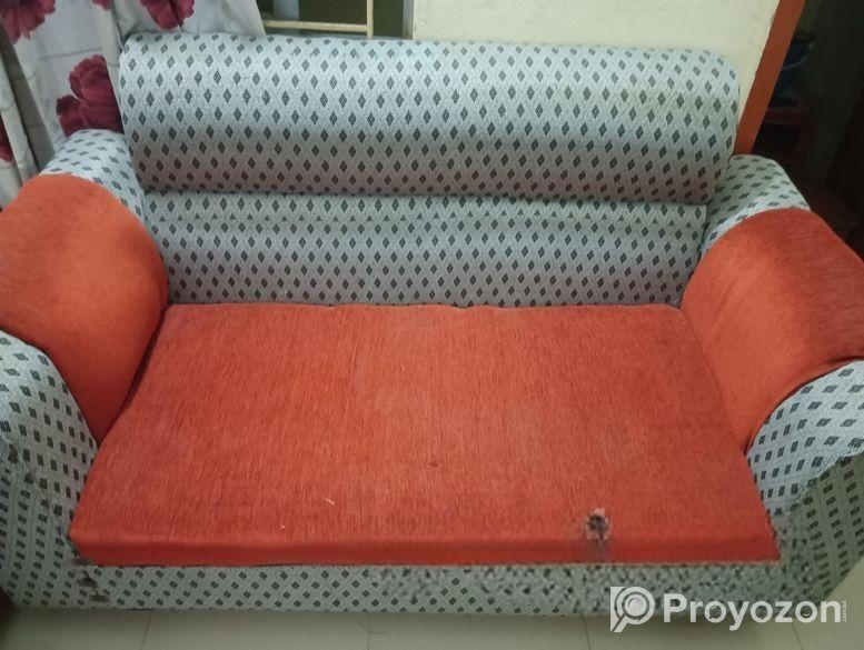 ফোম এর সোফা