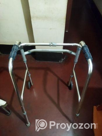 এস ওয়াকার