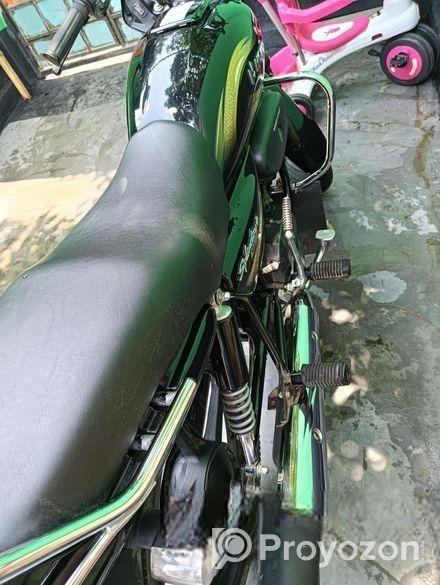 Hero Splendor Plus . 2024