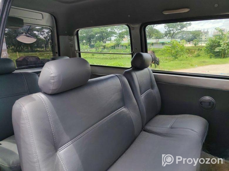 Toyota Noah KR 42 Japan 2006