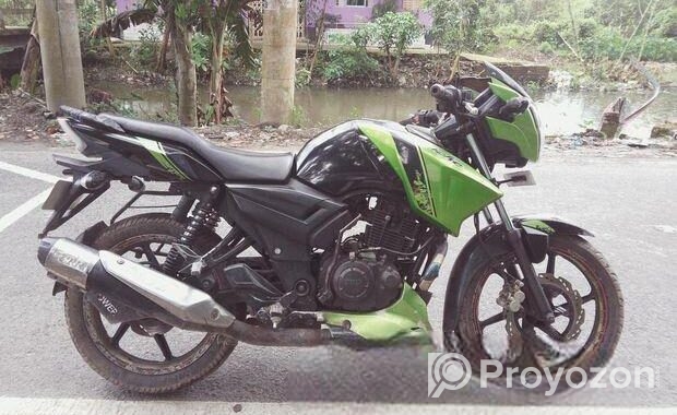 TVS Apache RTR . 2017